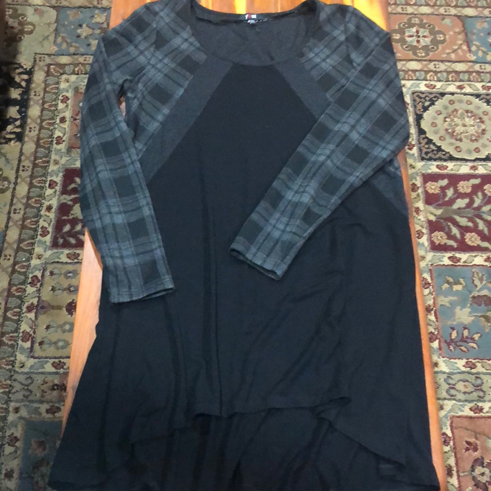 Yest size 6 women’s tunic